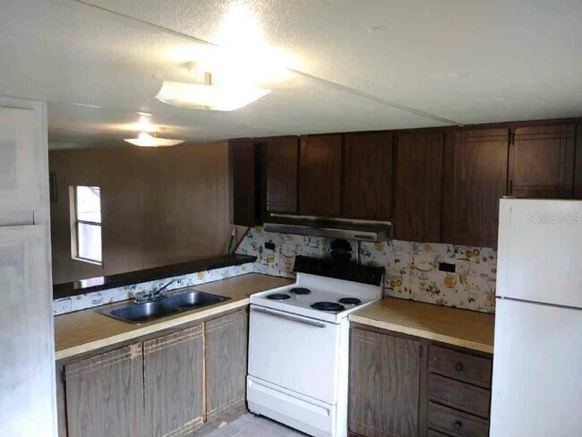 Foto del edificio - 805 Peters St