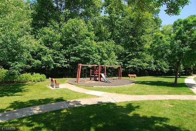 Building Photo - 108 Woods Edge Dr