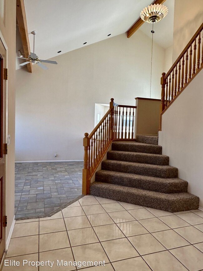 Foto del edificio - 4 br, 3 bath House - 117 W Mojave Rose