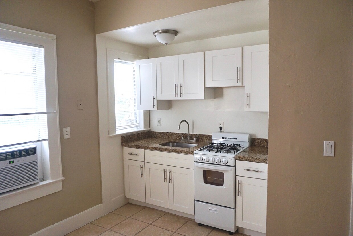 Cocina 2 - Apache Trail Apartments