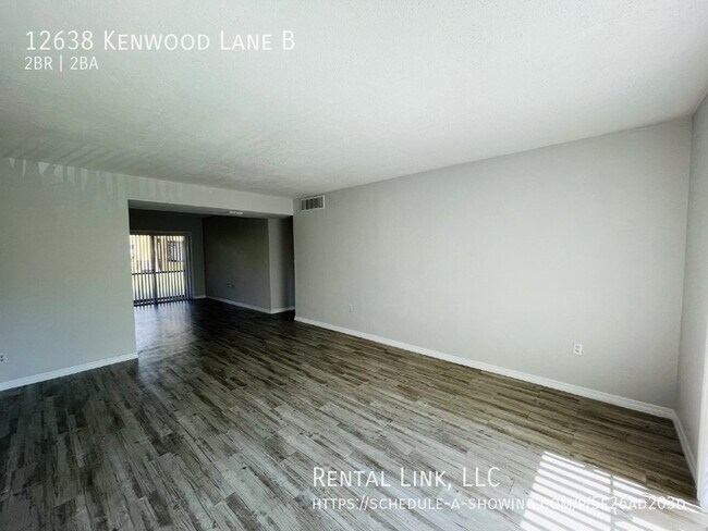 Building Photo - Charming 2-Bed, 2-Bath Condo for rent – Yo...