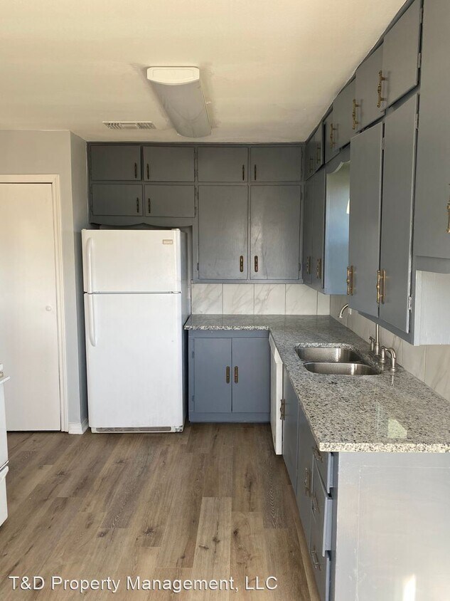 Foto principal - 3 br, 1 bath House - 701 West Grover St.