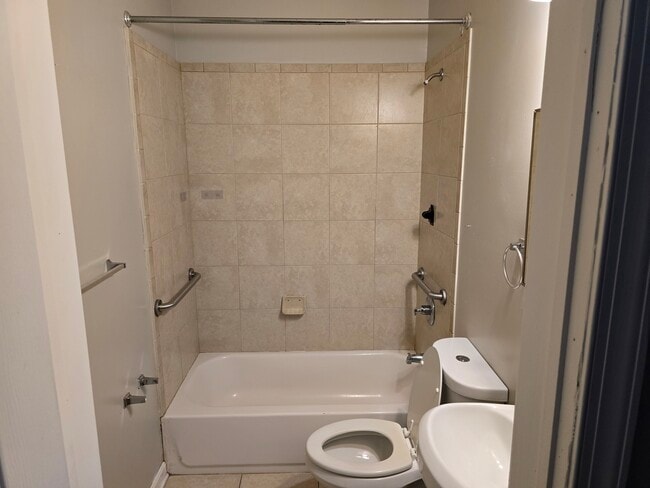 Photo - 615 Homestead St