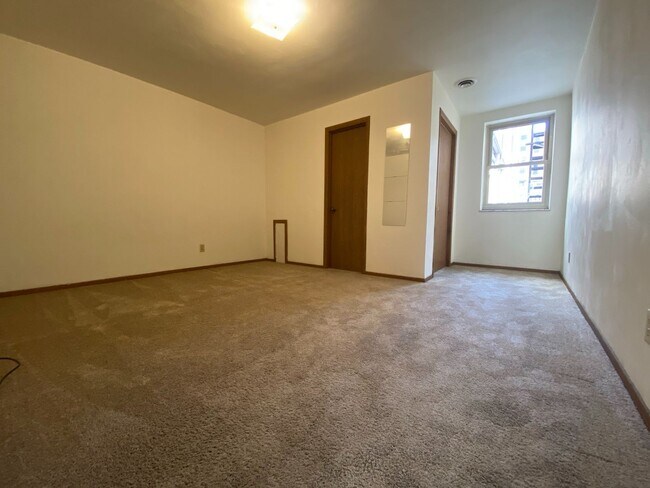 Foto del edificio - Spacious 1BR on Fifth Ave!! Ideal Oakland ...