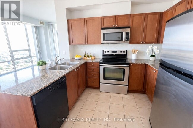 Building Photo - 3525 Kariya Dr