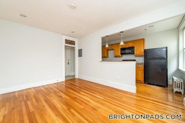 Foto del edificio - 286 Chestnut Hill Ave