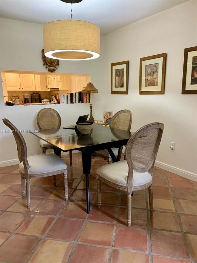 Foto del edificio - 55 Ocean Ln Dr