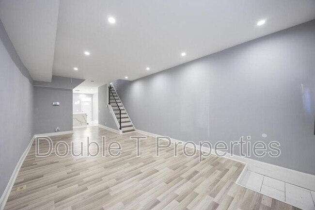 Foto del edificio - 10 N Ellwood Ave