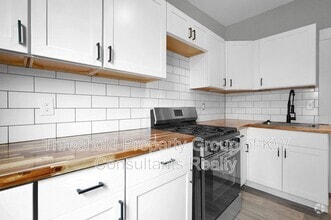 Building Photo - 67-69 S Terrace Ave
