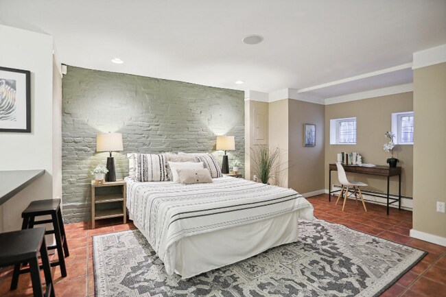 Photo - 1708 Johnson Ave NW House