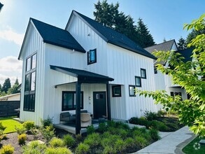 Building Photo - 11813 NW 38th Ave