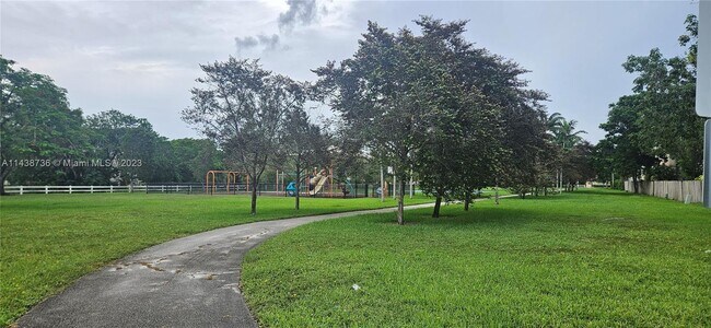 Foto del edificio - 3775 NW 116th Terrace