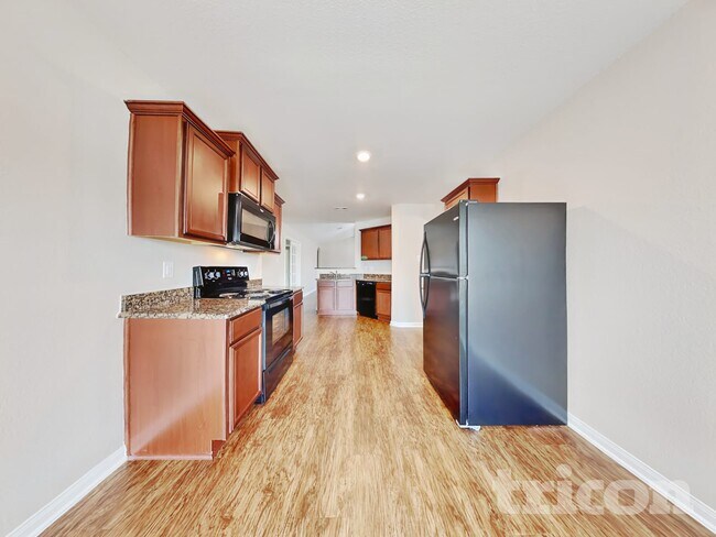 Foto del edificio - 2402 Regatta Ln