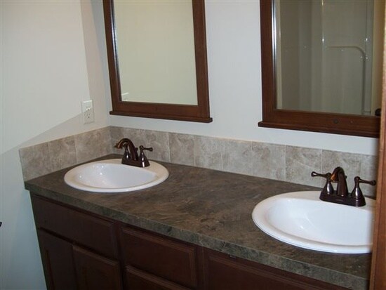 Building Photo - 2013 E Teak Ct