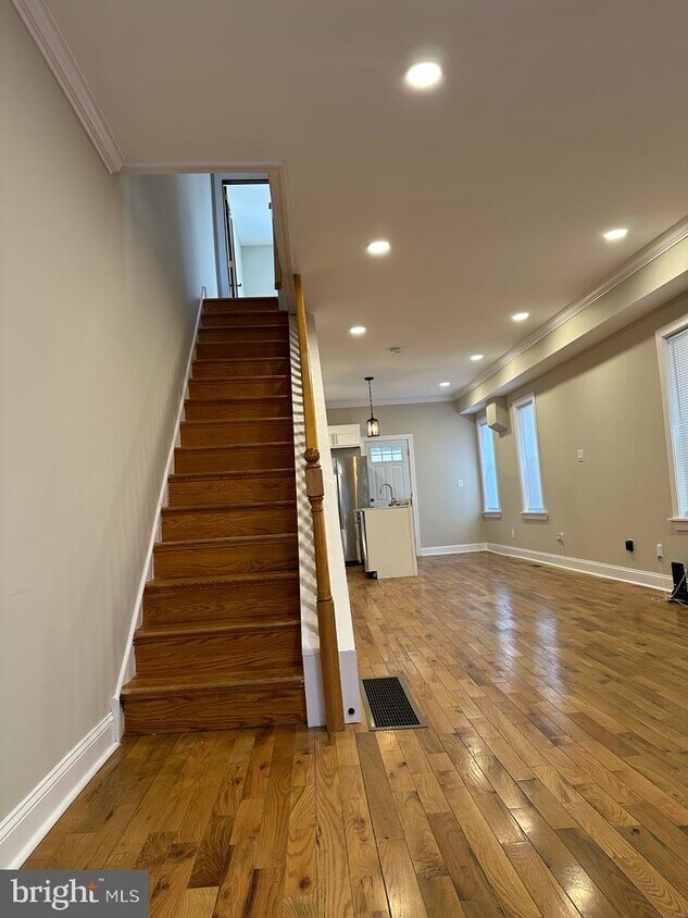 Foto principal - 3546 Mantua Ave