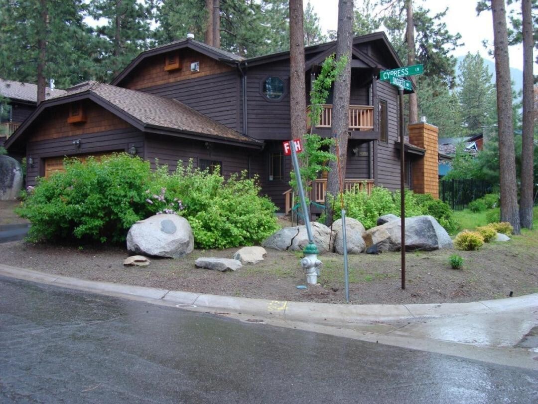 Primary Photo - 129 Daggett Way