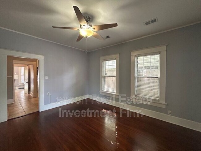 Foto del edificio - 403 Merrick St