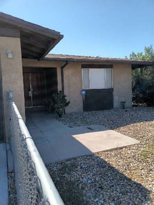 Primary Photo - 3 Bedroom House Centrally Located