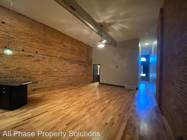 Foto del edificio - 119-121 N 4th St