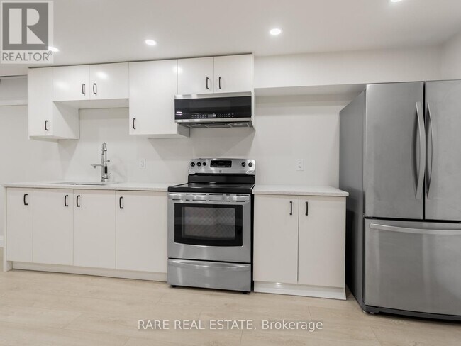 Photo du bâtiment - 3551 Wass Crescent