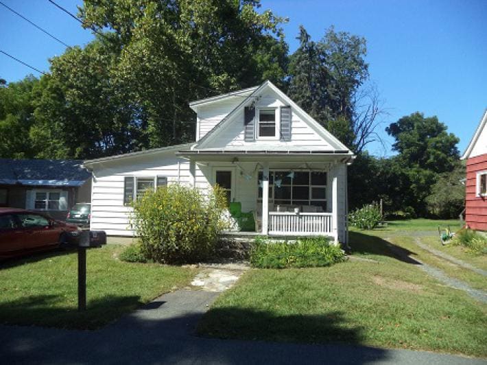 Front - 144 Summer St