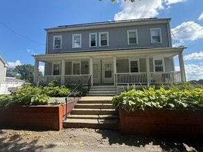 Building Photo - 14 Vara Ln