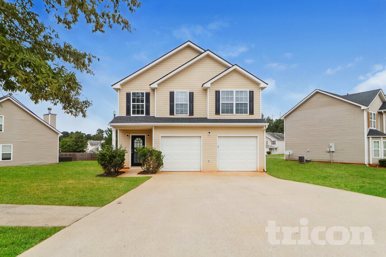 Foto principal - 4928 Bryant Dr