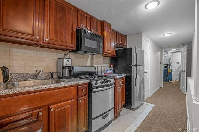 Photo - 2433 Young Ave Townhome