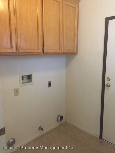 Building Photo - 8401 Laborough Dr