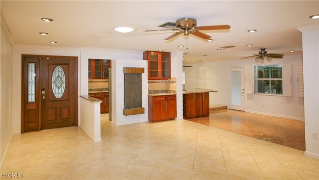 Foto del edificio - 1525 Covington Cir E