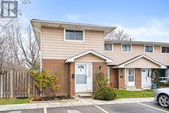 Photo du bâtiment - 2377 Industrial St