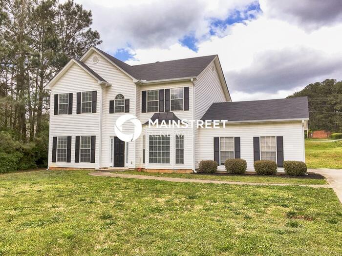 Foto principal - 4 Bedroom Pet-Friendly Home in Riverdale, ...