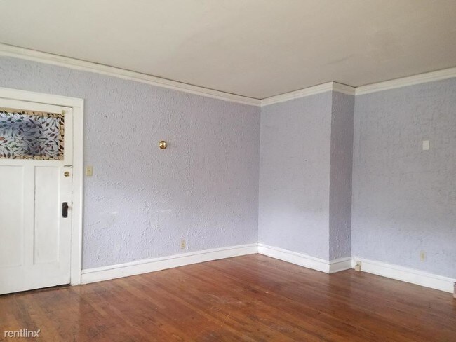 Building Photo - 2706 N Frederick Ave