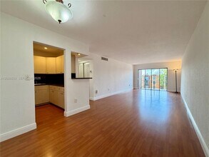 Building Photo - 9429 SW 76th St