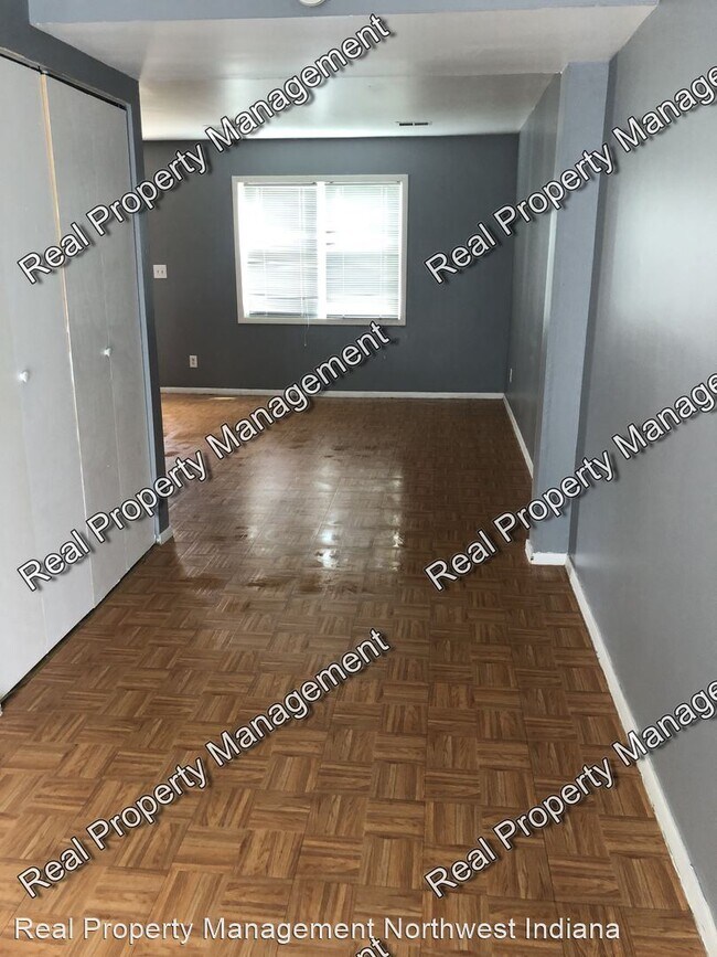 Foto del edificio - 2 br, 1.5 bath House - 2017 Yorktowne Drive