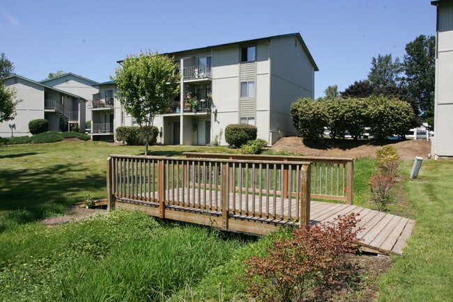 Hood Brook Apartments Gresham Or Building Photo Hood Brook Apartments