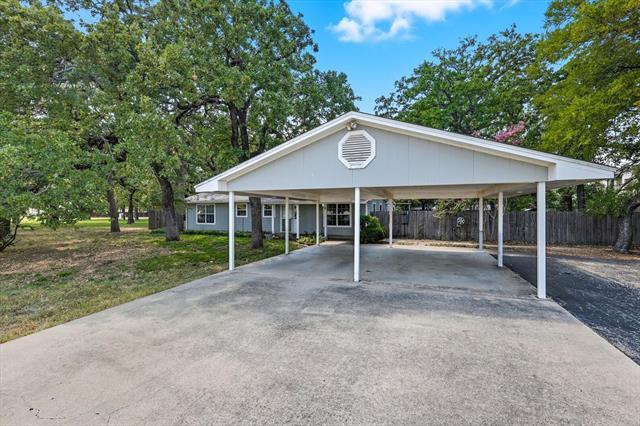 Building Photo - 5702 Teasley Ln