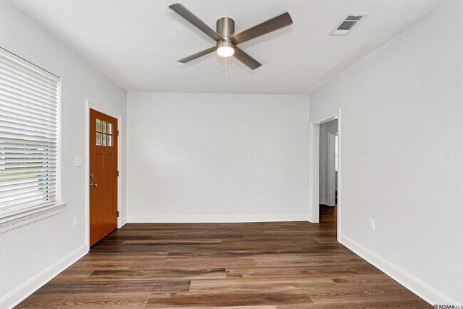 Foto del edificio - 2645 Seneca St
