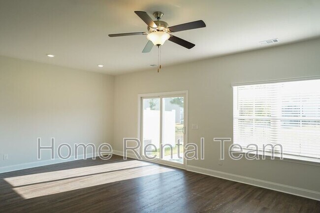 Building Photo - 475 Gov Treutlen Cir
