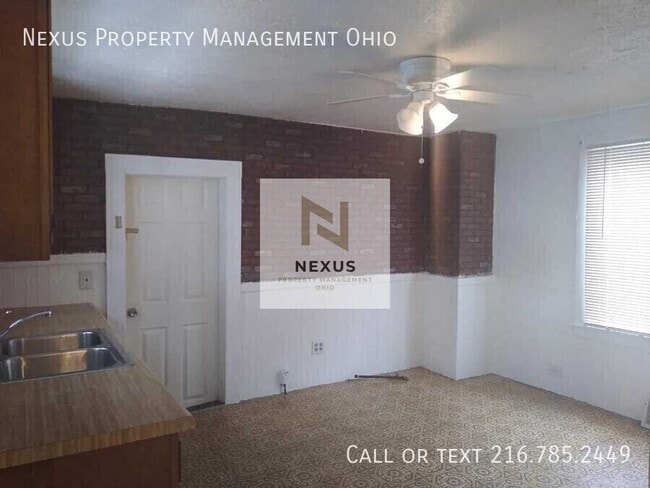 Foto del edificio - 3588 W 46th St