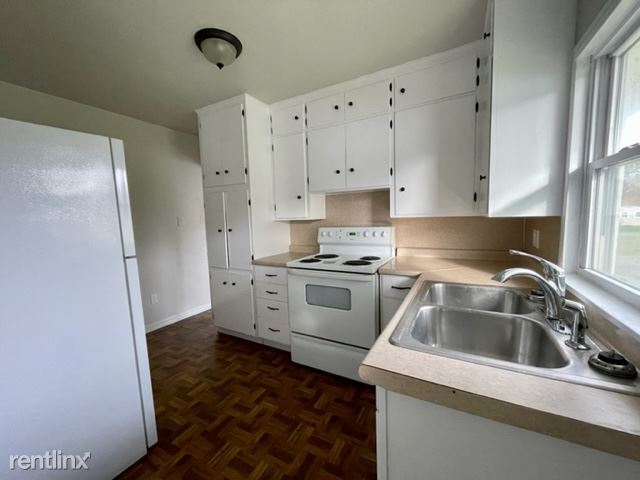 Primary Photo - 3 br, 1 bath House - 1114 Monroe Ave