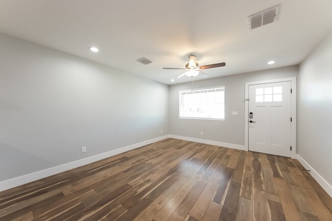 Building Photo - 4653 S 38th Gln