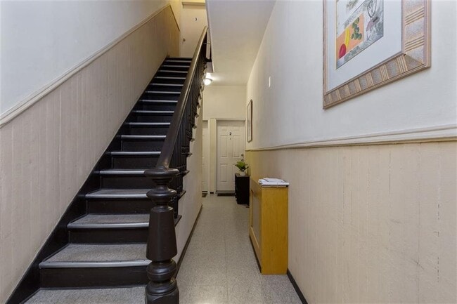 Building Photo - 278 2nd St