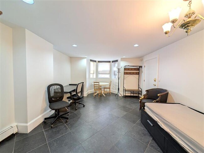 Foto del edificio - 31 Inman St