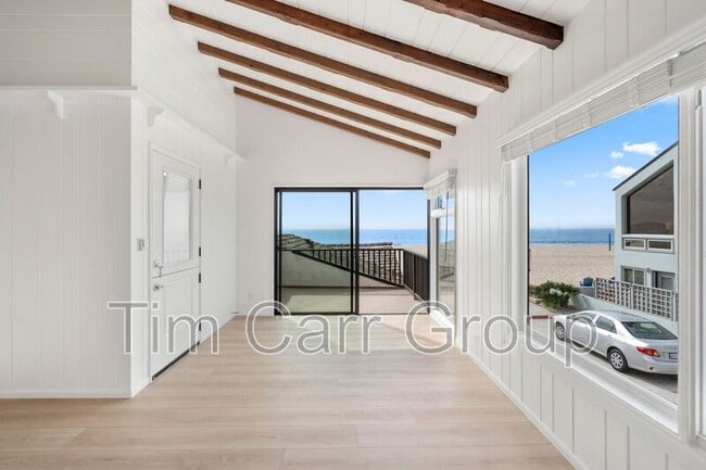 Building Photo - 4811 Seashore Dr