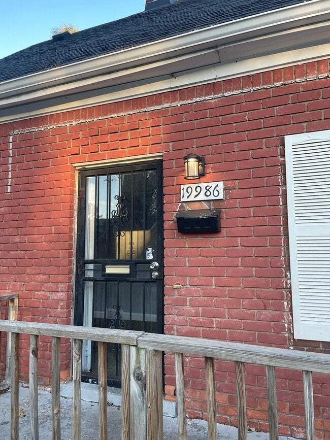 Building Photo - 19986 Gallagher St