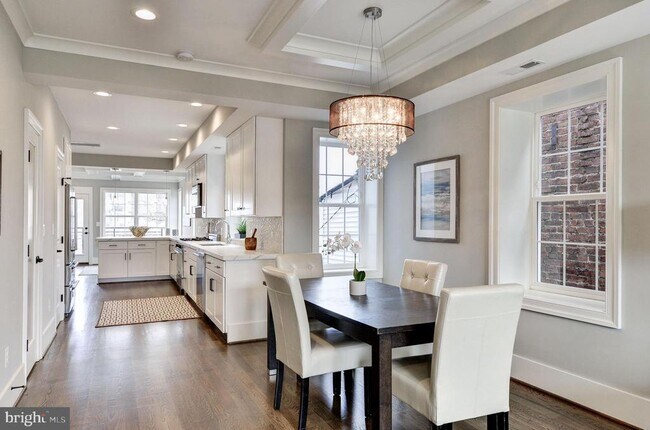Foto del edificio - 3910 8th St NW