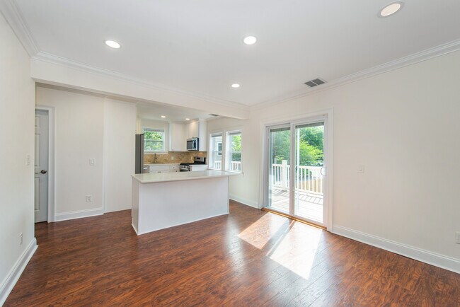 Foto del edificio - 49 Greenwood Ave