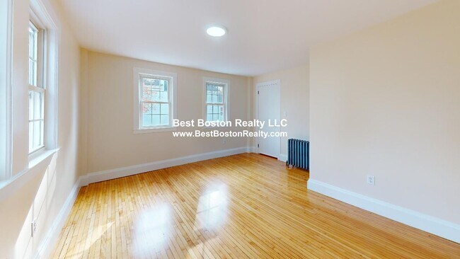 Building Photo - 14 Fulton St