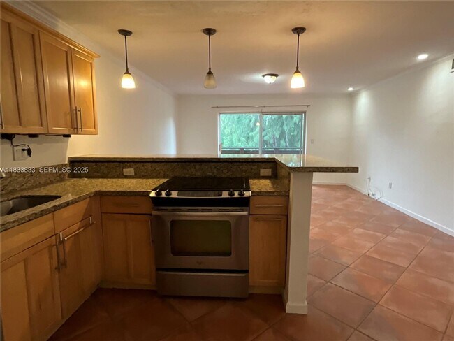 Foto del edificio - 7487 SW 82nd St